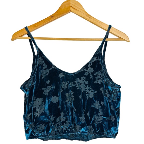 UO Kimchi Blue Velvet Floral Burnout V Neck Surplice Faux Wrap Cami Crop Top S - Picture 5 of 12